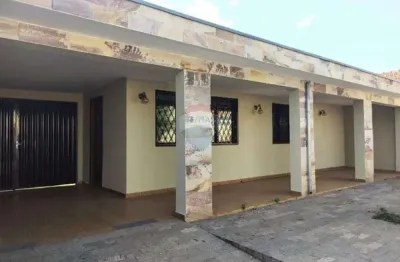 Casa para venda em São Pedro de 178.00m² com 3 Quartos, 1 Suite e 4 Garagens
