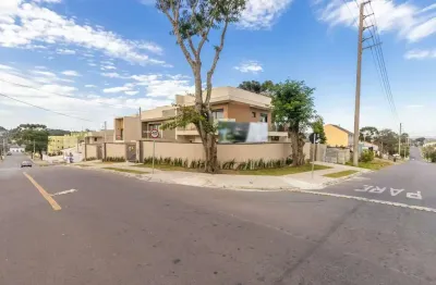 Sobrado para venda em Guabirotuba de 145.00m² com 3 Quartos, 3 Suites e 4 Garagens