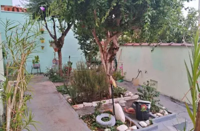 Casa para venda em Jardim Nova Época de 186.00m² com 3 Quartos, 1 Suite e 2 Garagens