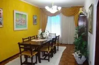 Casa para venda em Jardim Pedro José Nunes de 228.00m² com 3 Quartos, 1 Suite e 4 Garagens
