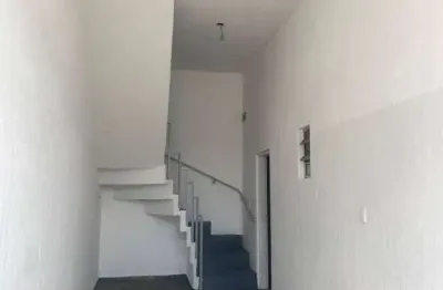 Casa para alugar em Santo Antônio de 45.00m² com 1 Quarto e 1 Garagem