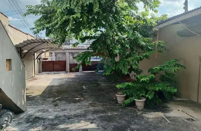 Casa para alugar em Taquara de 80.00m² com 2 Quartos e 1 Garagem