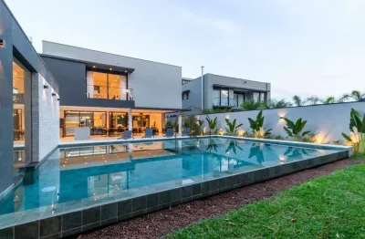 Casa de Condomínio para venda em Riviera Módulo 16 de 580.00m² com 7 Quartos, 7 Suites e 6 Garagens