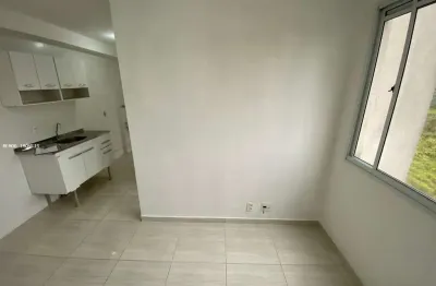 Apartamento para alugar em Parque São Vicente de 35.00m² com 2 Quartos e 1 Garagem