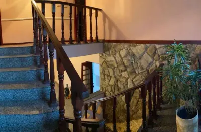 Casa para venda em Vila Japi Ii de 362.00m² com 4 Quartos, 2 Suites e 6 Garagens