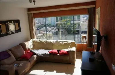 Sobrado para venda em Vila Floresta de 250.00m² com 4 Quartos e 2 Garagens