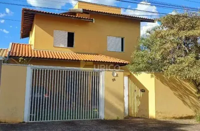 Casa para venda em Jardim Maria Ilydia de 172.00m² com 3 Quartos, 1 Suite e 4 Garagens