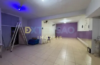 Casa comercial para alugar na Rua Tiradentes, 210, Centro, Araçatuba