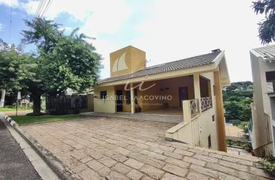 Casa para venda em Bosque de 382.00m² com 4 Quartos, 3 Suites e 4 Garagens
