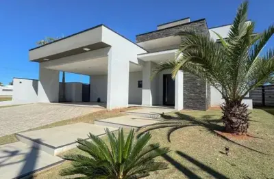 Casa para alugar em Barreiro de 720.00m² com 3 Quartos, 3 Suites e 4 Garagens