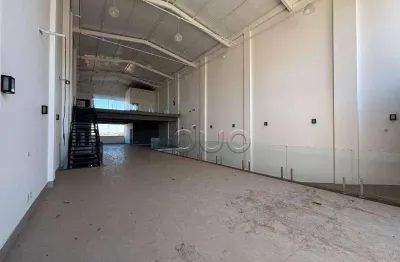 Sala Comercial para alugar em Vila Rezende de 586.00m² com 13 Garagens