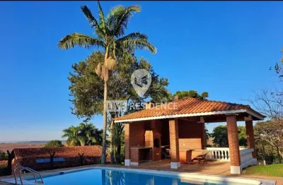 Casa para venda em Capela Do Barreiro de 329.00m² com 4 Quartos, 1 Suite e 8 Garagens