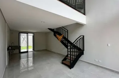 Casa para venda em Granja Viana de 125.00m² com 2 Quartos, 2 Suites e 2 Garagens