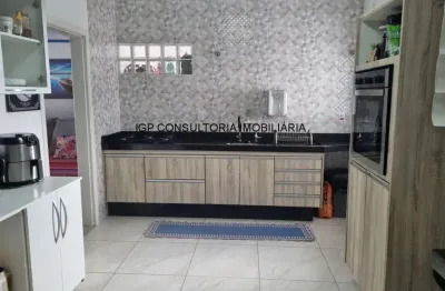 Casa para venda em Jardim Dos Colibris de 150.00m² com 3 Quartos, 1 Suite e 3 Garagens