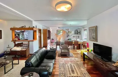 Casa para venda em Vargem Grande Paulista de 357.99m² com 3 Quartos, 3 Suites e 6 Garagens