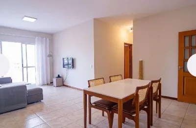 Apartamento para alugar em Condomínio Residencial Thais de 104.00m² com 3 Quartos, 1 Suite e 2 Garagens