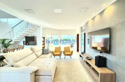 Casa para venda e aluguel em Condominio Residencial Villa Ravenna de 362.05m² com 4 Quartos, 1 Suite e 3 Garagens