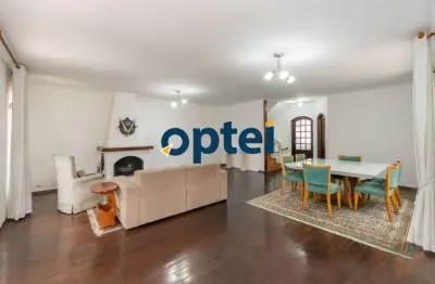 Casa para venda em Vila Euclides de 330.00m² com 5 Quartos, 4 Suites e 4 Garagens