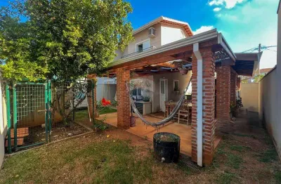 Casa de Condomínio para venda em Recanto Camanducaia de 90.00m² com 2 Quartos e 2 Garagens