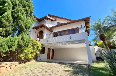 Casa de Condomínio para alugar em Marambaia de 350.00m² com 4 Quartos, 4 Suites e 3 Garagens