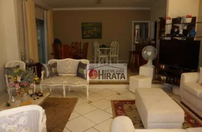 Casa para venda em Nova Campinas de 178.00m² com 3 Quartos, 1 Suite e 4 Garagens