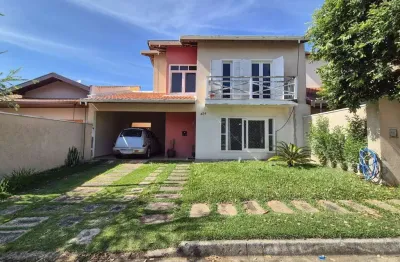 Casa de Condomínio para venda em Condomínio São Joaquim de 242.00m² com 3 Quartos, 1 Suite e 3 Garagens