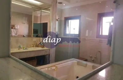 Belíssimo sobrado no bairro mandaqui com 3 dormitórios, sendo 3 suítes, quarto do casal com closet e banheiro com hidromassagem, sala para 3 ambientes