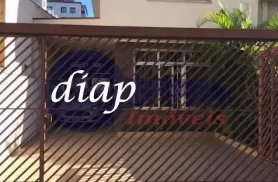 Excelente sobrado no bairro santana com 3 dormitórios com armários embutidos, sendo 1 suíte, sala ampla para dois ambientes, copa e cozinha com armári