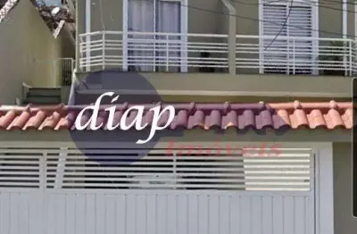 Linda casa assobradada no tremenbé com 3 dormitórios planejados, sendo 1 suíte, sala para dois ambientes, sacada, ar condicionado tecnologia inverter/