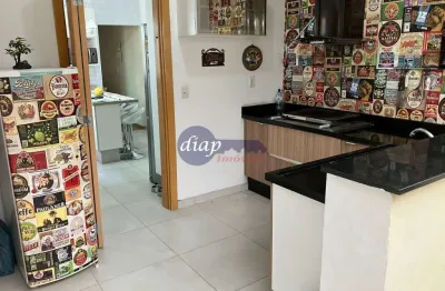 Ótimo sobrado no bairro imirim com 4 dormitórios, sendo 1 suíte planejada, cozinha com armários embutidos, sala ampla para dois ambientes, área de ser
