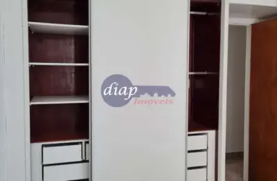 Ótimo apartamento no bairro de santana com 2 dormitórios, sendo 1 planejado, sala ampla, cozinha com armários embutidos, 2 cubas e ducha de água quent