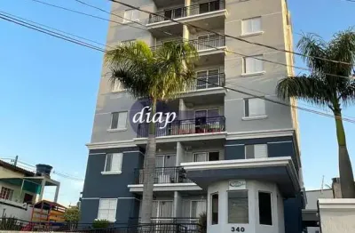 Lindo apartamento no térreo com 2 dormitórios, sala, cozinha, lavanderia e 1 vaga de garagem. condomínio com salão de festas, churrasqueira e playgrou