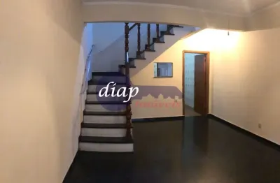 Ótimo sobrado no jardim bela vista com 2 dormitórios, cozinha com armários embutidos, sala ampla, 2 banheiros no total, sendo 1 com banheira, lavander