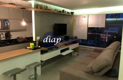 Ótimo apartamento no bairro do ipiranga com 2 dormitórios planejados, sendo 1 suíte, sala dois ambientes com sanca e sacada, cozinha planejada com sof