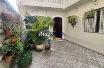 Ótima oportunidade!!! duas excelentes casas no bairro de santa luzia, a casa da frente com 2 dormitórios, sala, cozinha, um banheiro e lavanderia, pod