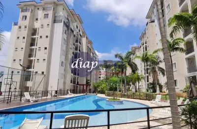 Lindo apartamento duplex com 3 dormitórios sendo uma suíte, lavanderia, varanda com churrasqueira, sala, 3 banheiros e 2 vagas de garagem.   detalhes: