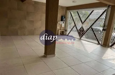 Lindo sobrado na Vila Carrão com 3 dormitórios, sendo 2 suítes, closet no quarto principal, ar condicionado nas duas suítes, cozinha americana planeja