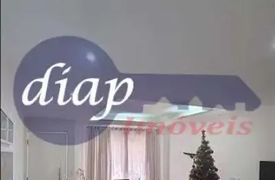 Ótimo sobrado em condomínio fechado na vila formosa com 3 dormitórios planejados, sendo uma suíte, sala para dois ambientes, copa e cozinha com armári