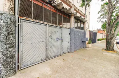 Excelente imóvel comercial no bairro guaiaúna com edificação utilizada como fábrica de manutenção de máquinas, dispõe de ventilação natural e iluminaç
