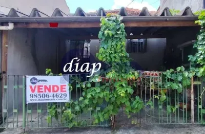 Casa antiga em terreno de 250m² 5x50 na região do anália franco