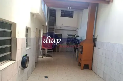 Excelente imóvel comercial na vila talarico com 3 dormitórios, 3 banheiros, quintal, churrasqueira, depósito, 1 vaga de garagem coberta, um salão come