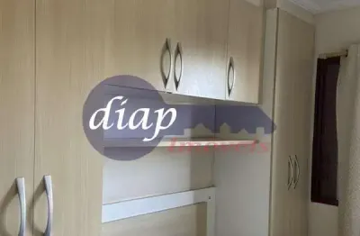 Ótimo apartamento no bairro itaquera com 2 dormitórios, sendo 1 com móveis planejados, sala de estar, cozinha com armários embutidos, 1 banheiro com b