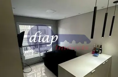 Ótimo apartamento na vila ré com 2 dormitórios, sendo 1 com armários planejados com closet, escritório, cozinha planejada, sala de estar com sacada e