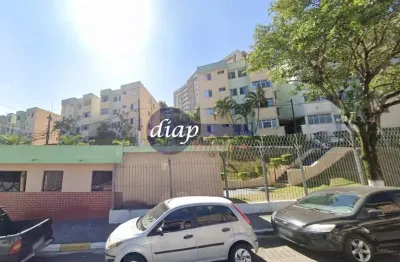 Lindo apartamento com 50 m² divididos em 2 quartos, sala, banheiro, cozinha planejada e 1 vaga de garagem coberta.  próximo a usp leste.