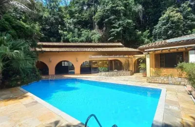 Vendo maravilhosa casa com 4 quartos na vila del rey - nova lima