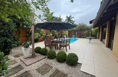 Casa com 3 quartos à venda na Rua dos Meros, Jurerê Internacional, Florianópolis