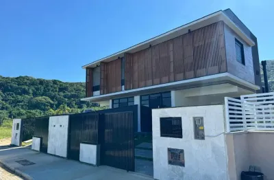 Casa para venda em florianópolis, rio tavares, 3 dormitórios, 1 suíte, 3 banheiros, 2 vagas
