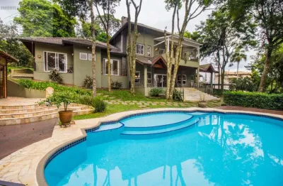Casa de luxo em condomínio na serra da cantareira:  4 suítes, 5 salas, 6 vagas, lazer completo, ac 475m². venha conferir!