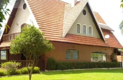 Casa para locação na serra da cantareira-sp, 3 suítes, 3 salas, 3 banheiros, 5 vagas de garagem, 480m².