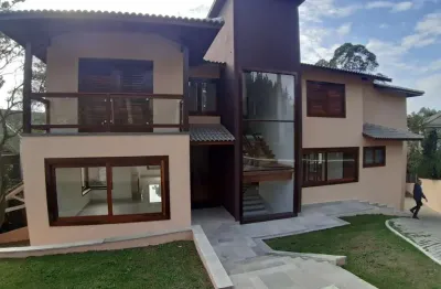 Casa em condomínio para locação na serra da cantareira-sp, residencial suíça. 3 suítes, 3 salas, 5 banheiros, 4 vagas, 380m².